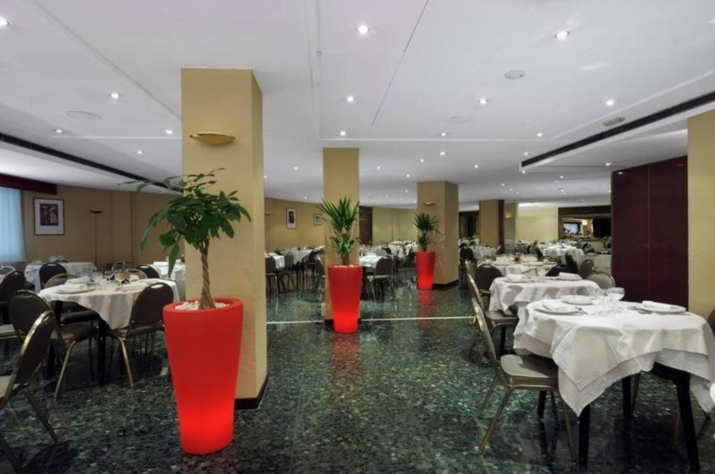 Hotel Comtes D Urgell Andorra la Vella Esterno foto